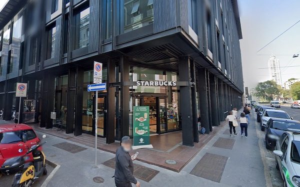Starbucks si riorganizza a Milano