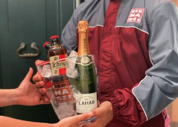 Vino, l’e-commerce diventa grande