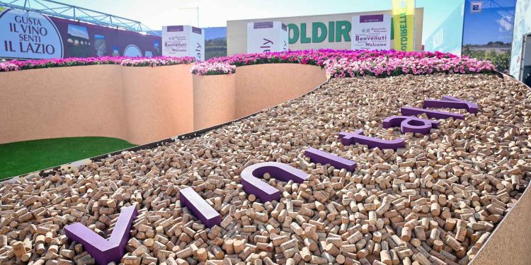 Vinitaly riparte con l’estero. Il 28% dei buyer da 139 Paesi