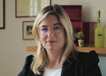 Freno a mano tirato per il vino in gdo. Federvini: “C’è grande incertezza”