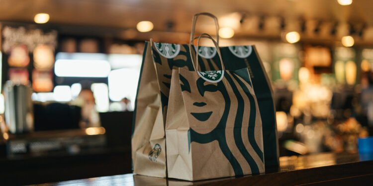 Starbucks, Laxman Narasimhan è il nuovo CEO