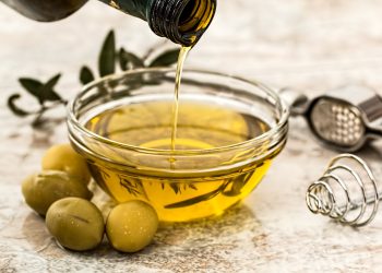 Olio d’oliva, la domanda mondiale cresce del 5,3% sul 2018