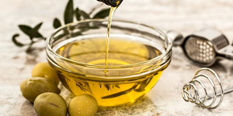 Olio d’oliva, la domanda mondiale cresce del 5,3% sul 2018