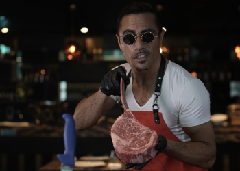 Il ristorante Nusr-Et di Salt Bae aprirà a Milano nel 2023