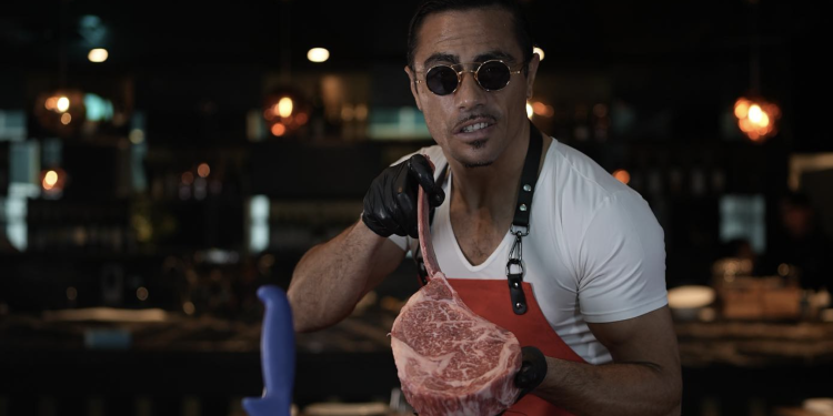 Il ristorante Nusr-Et di Salt Bae aprirà a Milano nel 2023
