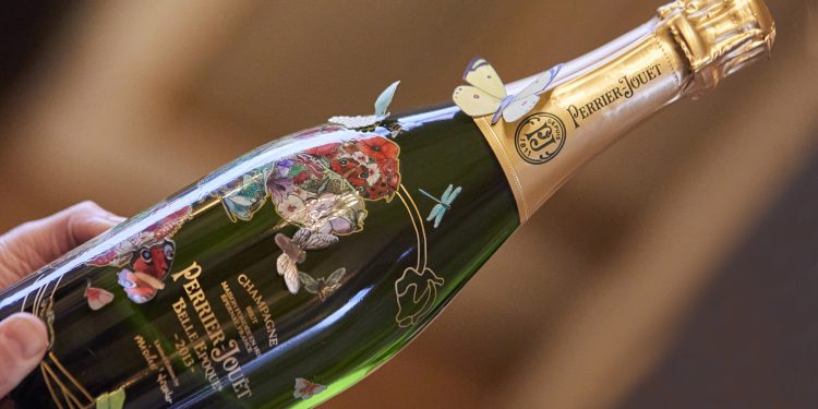 Perrier-Jouët festeggia 120 anni di anemone. Italia 5° mercato