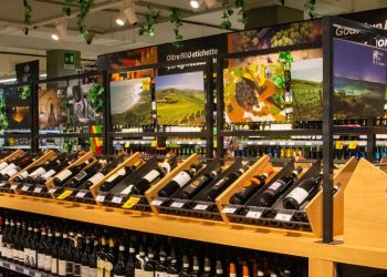 Vino in Gdo, private label verso la crescita nel 2023