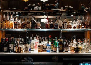 Usa, si beve meno ma meglio. Il premium traina i consumi