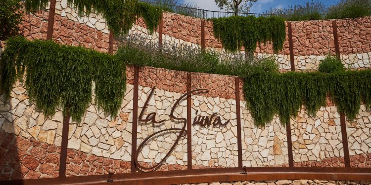 Gruppo Calzedonia compra La Giuva, cantina in Valpolicella