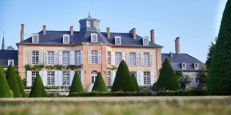 M&A in Champagne: Tevc verso l’acquisto di Henriot da Artémis (Pinault)