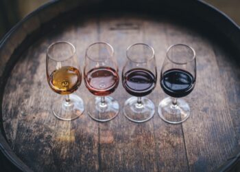 vino, ph unsplah