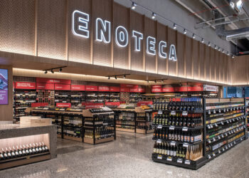 La proposta di vini in Esselunga tra enoteca e caveau