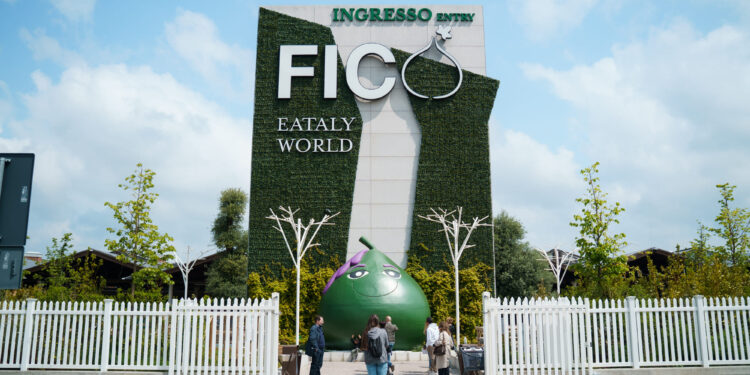 Farinetti verso la maggioranza (60%) in Fico Eataly World