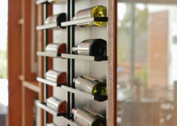 Vino in Gdo ancora in calo in Usa, Uk e Germania