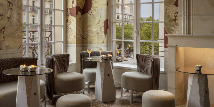 Moët Hennessy apre Cravan, 5 piani di cocktail a Parigi