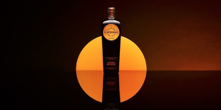 Meregalli Spirits introduce il gin Scapegrace Blood Moon