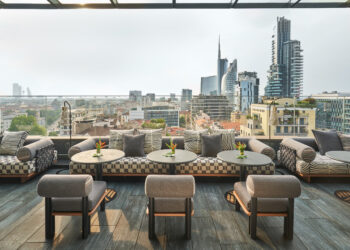 In hotel, l’happy hour si fa con vista. Le ultime tendenze dei rooftop bar