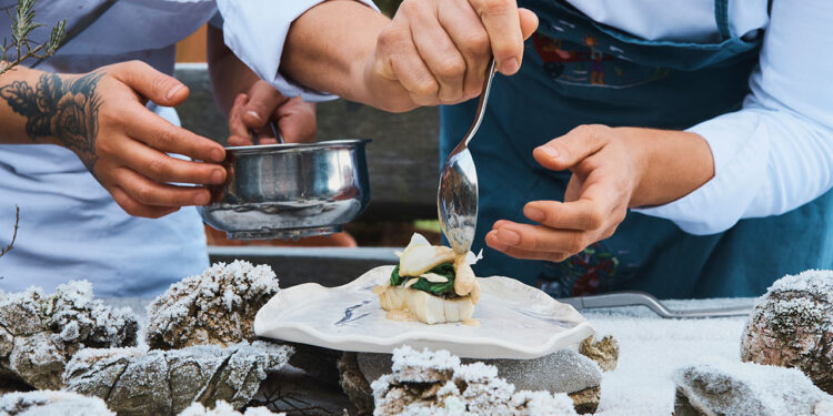 Ana Roš conquista le 3 stelle Michelin. È l’ottava donna al mondo