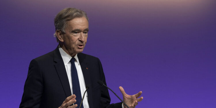 Lvmh, wines & spirits chiudono il 2023 con ricavi a -7%