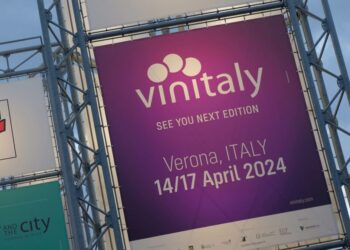 Vinitaly accende i riflettori: attesi 1200 buyer (+20%)