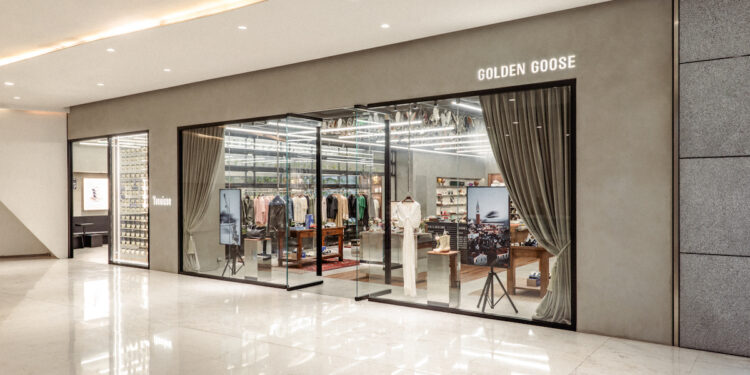 Golden Goose apre a Bangkok il primo Younique Caffè