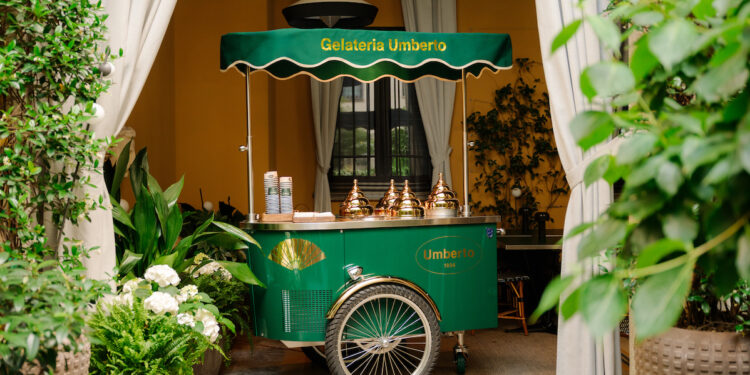 A Milano, il Mandarin Oriental fa squadra con i gelati di Umberto 1934