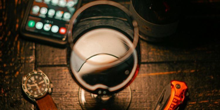 Vendita di vino online: tra i top 5 player per fatturato, ne cresce solo uno