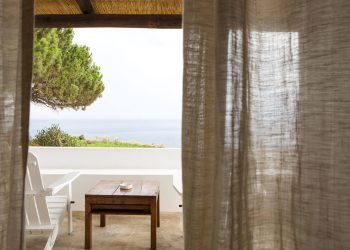 Tasca d’Almerita cede Capofaro, resort da 2,4 mln € in Sicilia