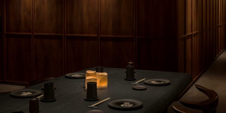 Saint Laurent porta a Parigi il ristorante Sushi Park