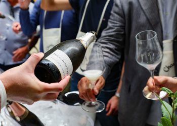 Champagne Experience si trasferisce a Bologna