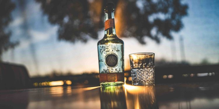 Compagnia dei Caraibi porta in Italia Meili Vodka