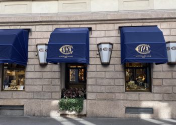 Pasticceria Cova smentisce i rumors: resta in via Monte Napoleone 8