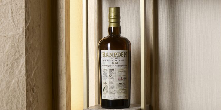 Velier presenta il nuovo rum Hampden 1753