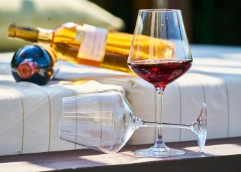 Mercato vino, i fine wine rappresentano l’1,5% del volume e l’11% del valore