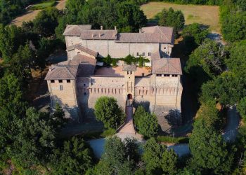 Lungoparma si allea con Bstrò per lanciare eventi di lusso