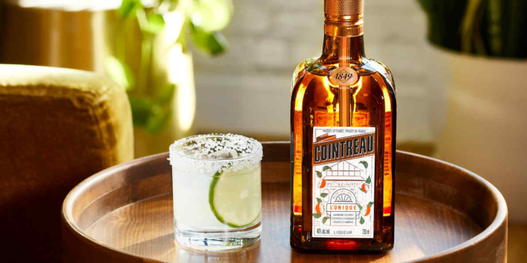Anche Rémy Cointreau ritira la guidance al 2030. Pesano dazi e Usa