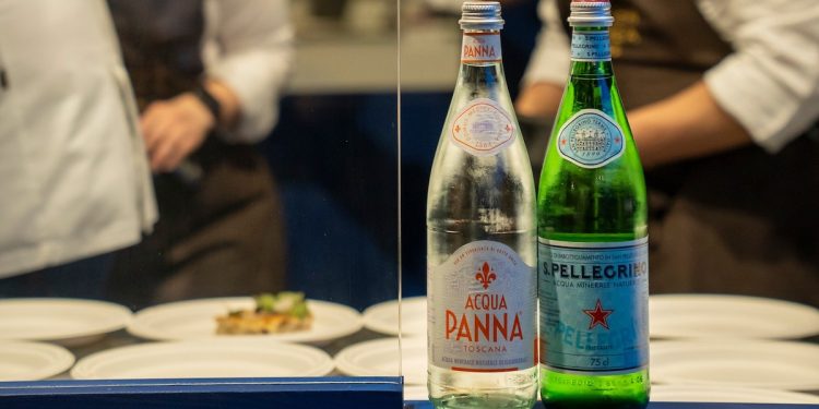 Nestlé, a inizio 2026 la vendita delle acque (inclusa San Pellegrino)