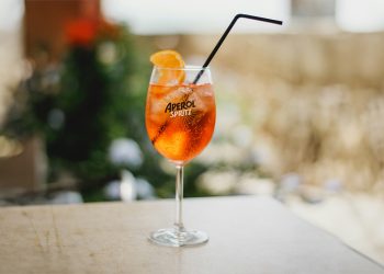 Campari, vendite nette per 3 miliardi nel 2025 (-0,6%). Migliorano ebitda e utile