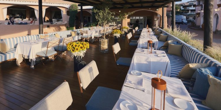 Paper Moon sbarca a Porto Cervo. Next stop Mumbai